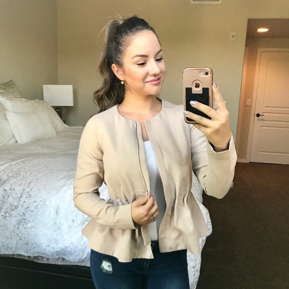 Beige Peplum Blazer - Picture 3 of 8